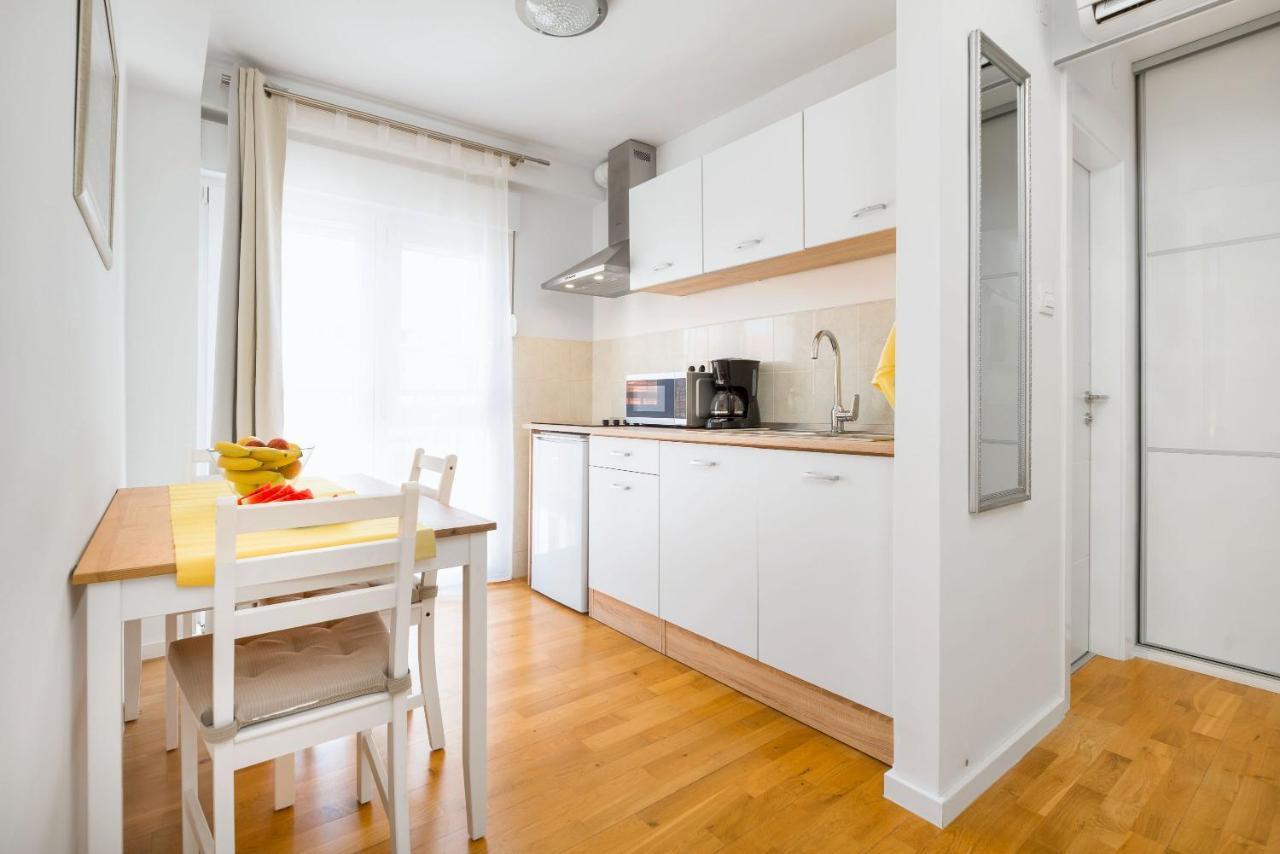 Apartment Mares Spalato Esterno foto