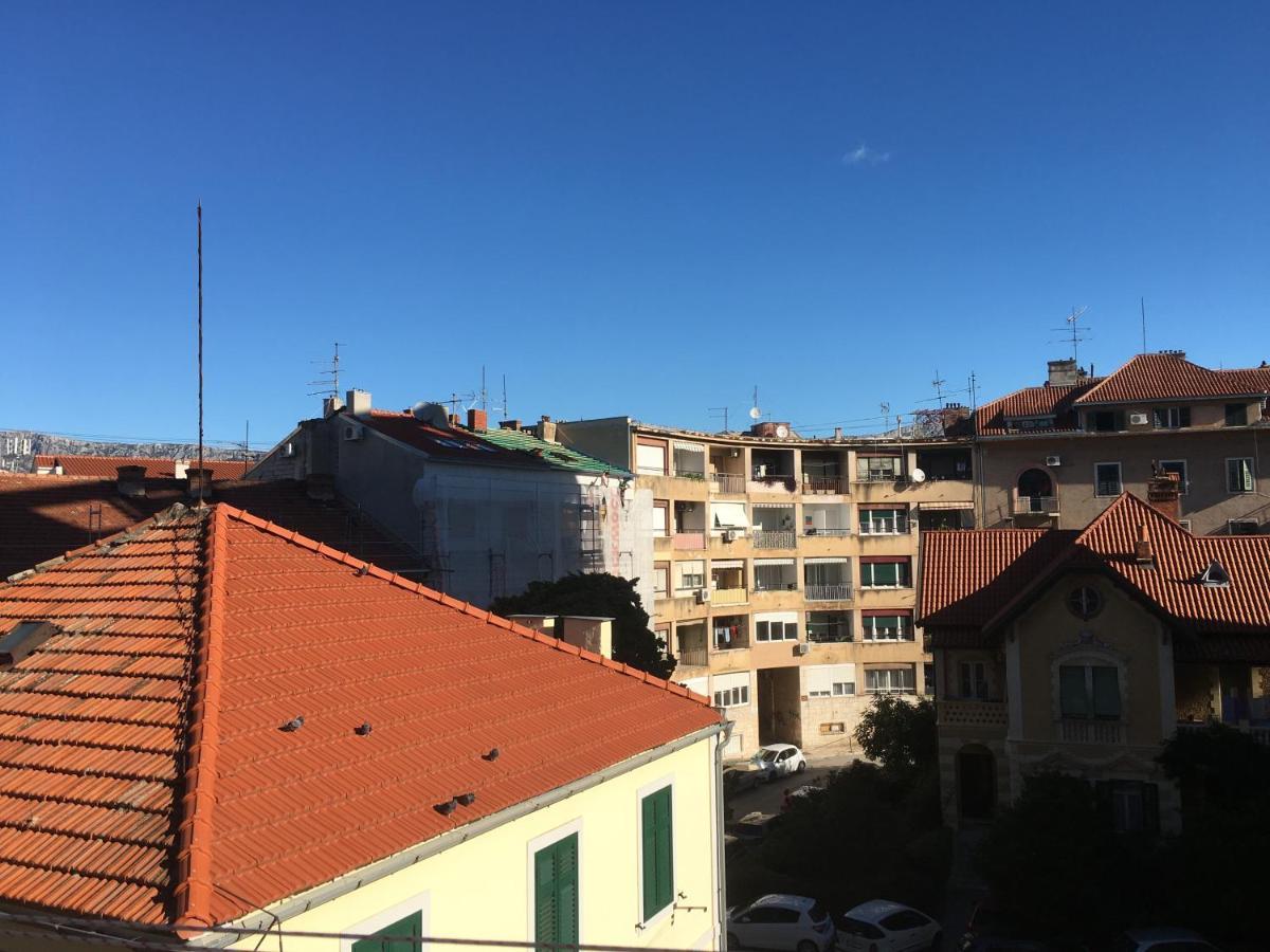 Apartment Mares Spalato Esterno foto